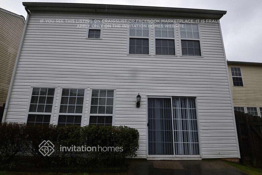 Building Photo - 1615 Heyford Cir NW