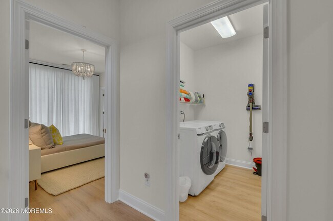 Building Photo - 511 NJ-35