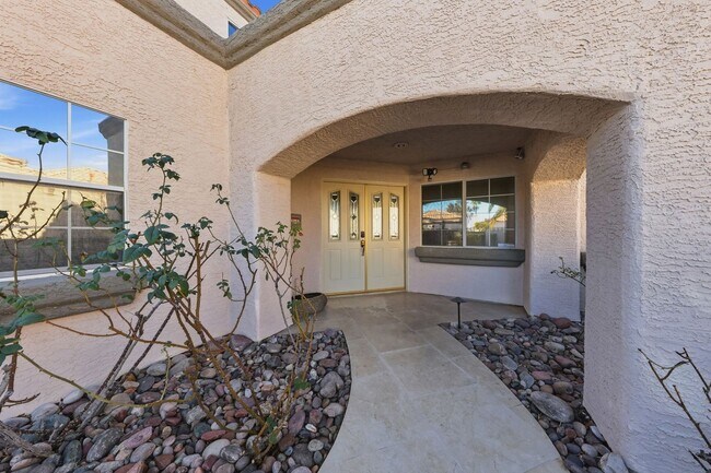 Building Photo - Luxury Lakefront Living in Desert Shores – 4 Bedroom Home with Private Dock & Stunning Views