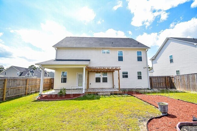 Building Photo - 114 Welborn St