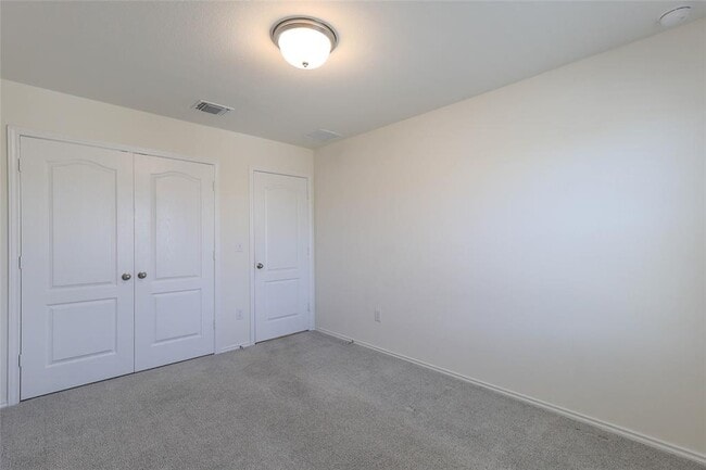 Building Photo - 8203 Knoxville Trl