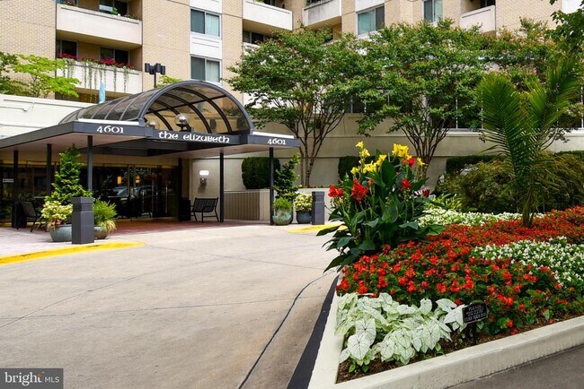 Building Photo - 4601 N Park Ave