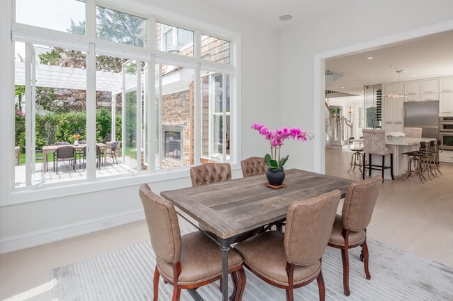 Building Photo - 74 Post Ln