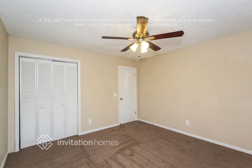 Building Photo - 5281 Shallow Wood Ln