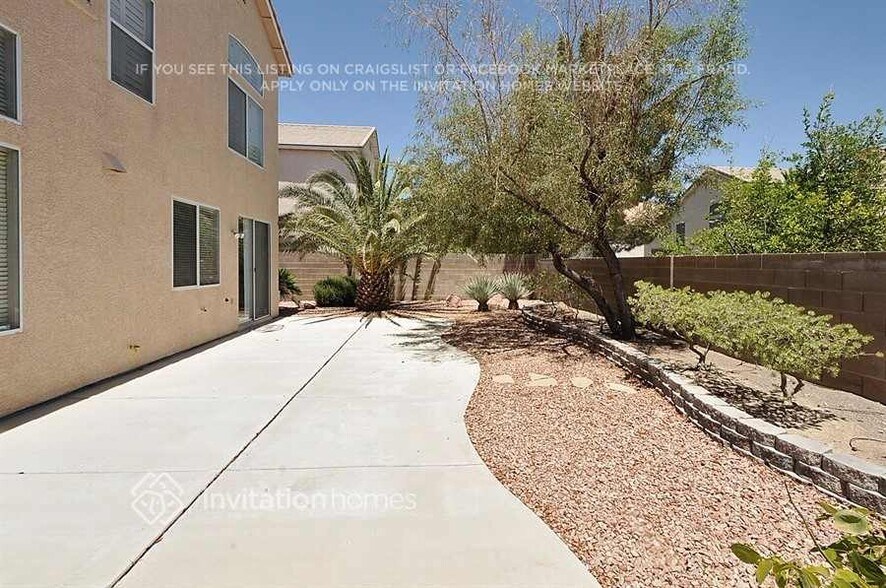 Building Photo - 4752 Poppywood Dr
