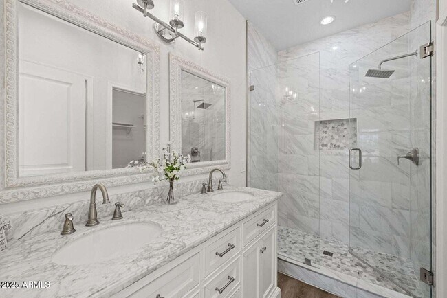 Building Photo - 7762 E Boston St