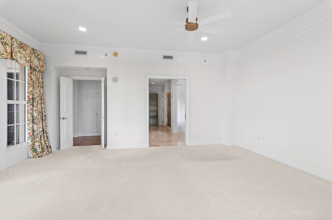 Building Photo - 400 Kelly Plantation Dr