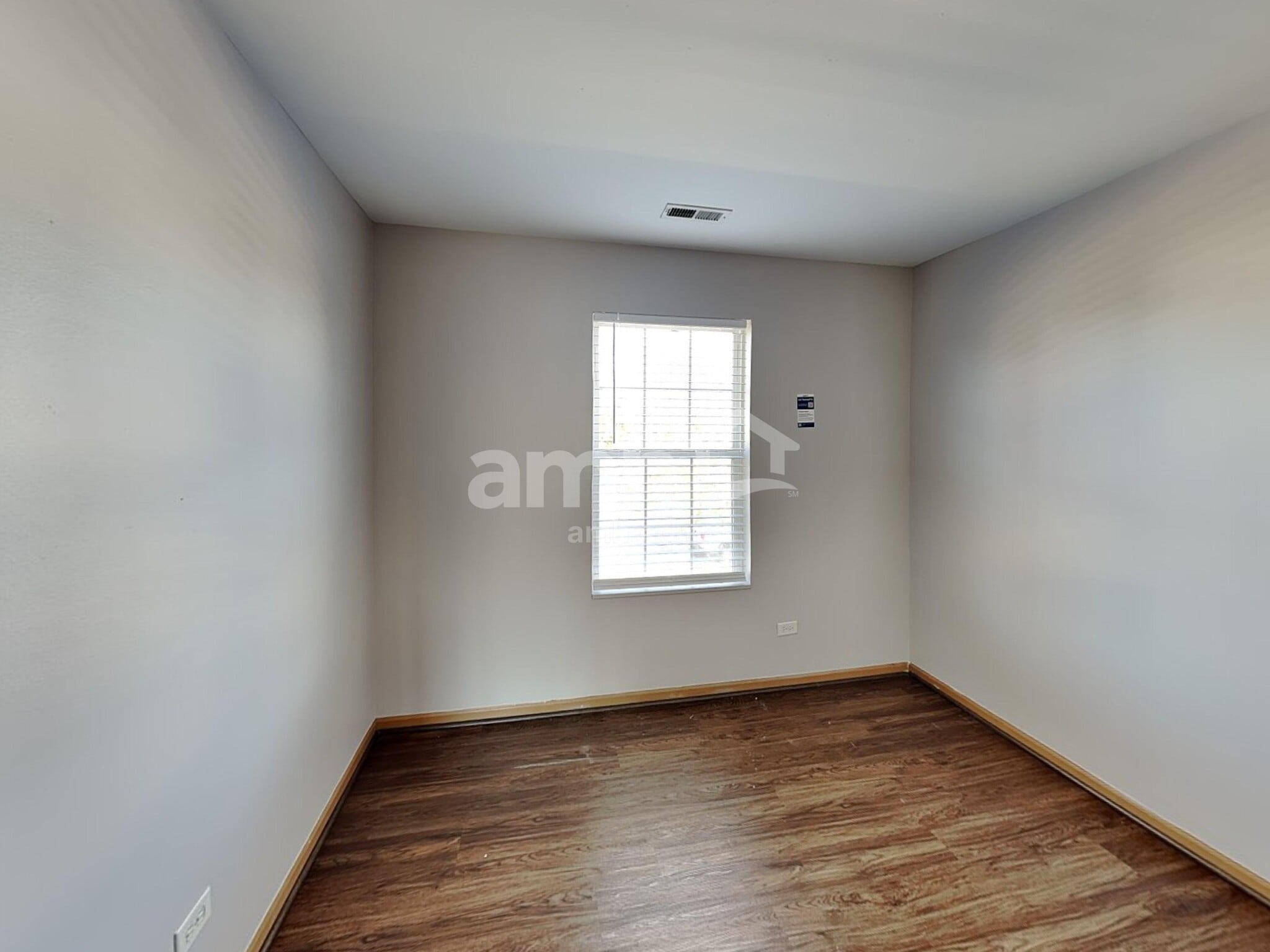 Building Photo - 1012 Mission Blvd