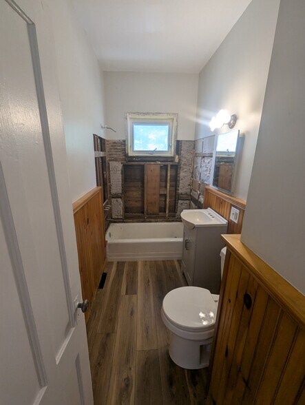 Building Photo - 151 Benmont Ave