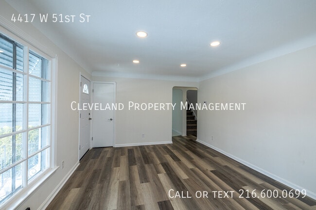 Building Photo - 4417 W 51st St