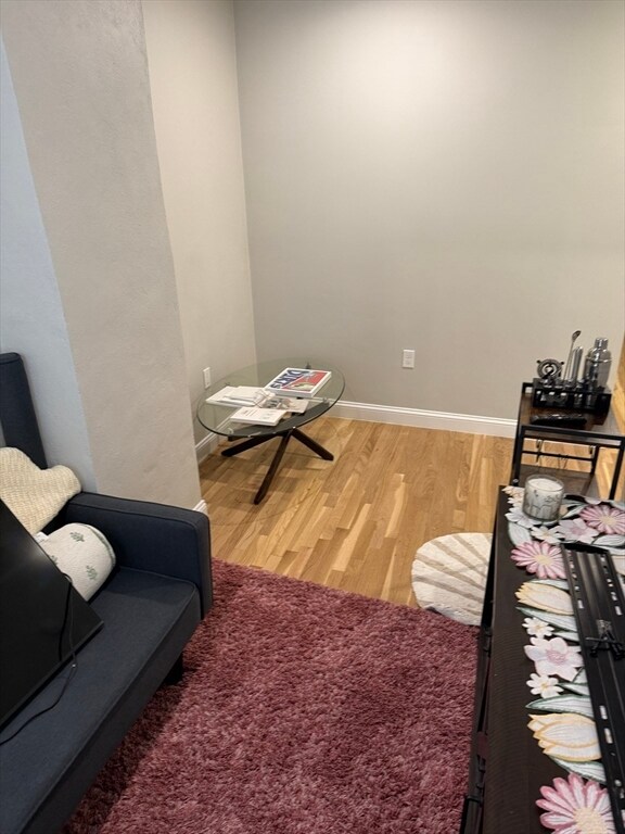 Building Photo - 54 Melrose St