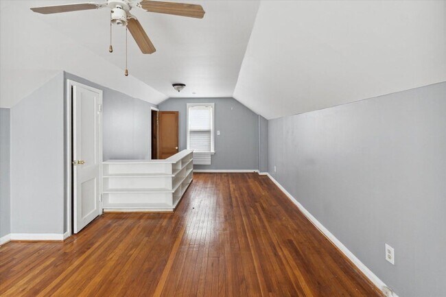 Building Photo - 19007 Kentfield St