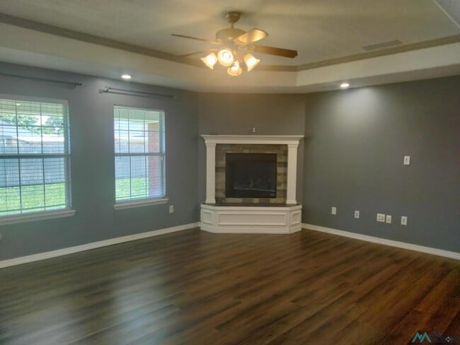 Building Photo - 2229 Reese Dr