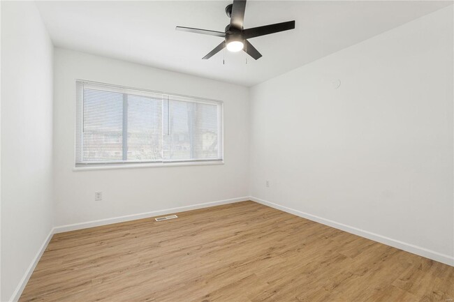Building Photo - 2705 Belair Terrace