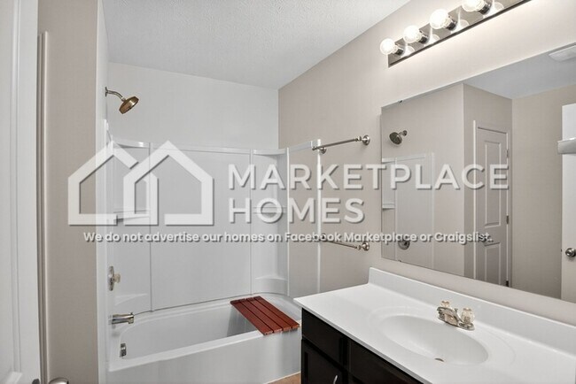 Building Photo - 2324 Boneset Dr