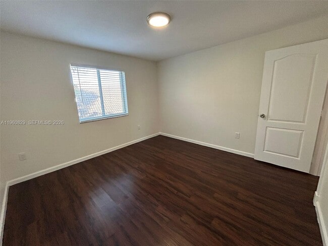 Building Photo - 9204 SW 167th Pl