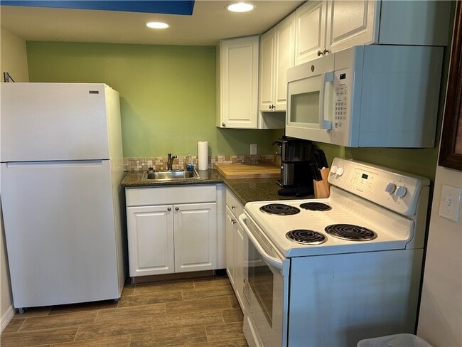 Building Photo - 9418 Fleming Grant Rd