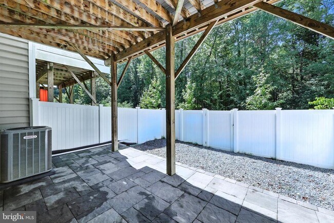 Building Photo - 4905 Forest Pines Dr