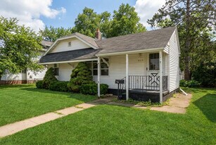 Building Photo - 917 N 18th St