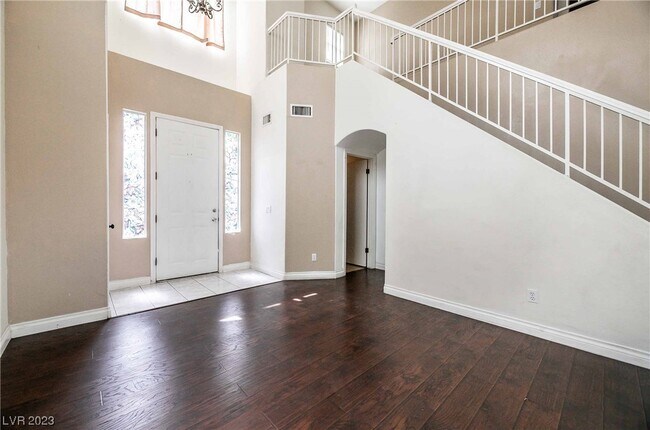 Building Photo - 824 Clear Diamond Ave