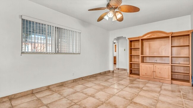 Building Photo - Charming 3-Bedroom Home in the Heart of We...
