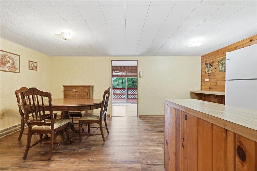 Building Photo - 107 Apple Dr
