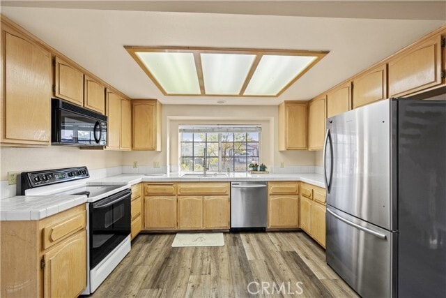 Building Photo - 30340 Channel Way Dr