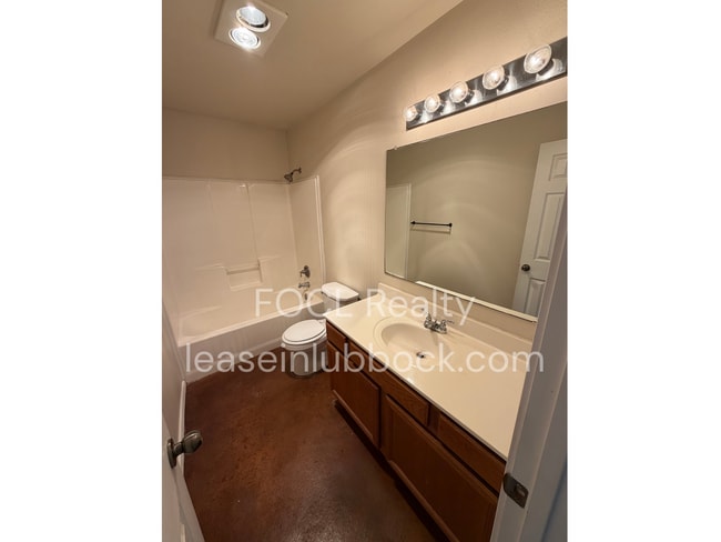 Building Photo - Bright and Welcoming 3/2/2