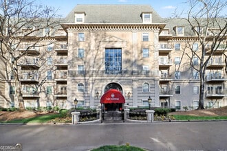 Building Photo - 2865 Lenox Rd NE