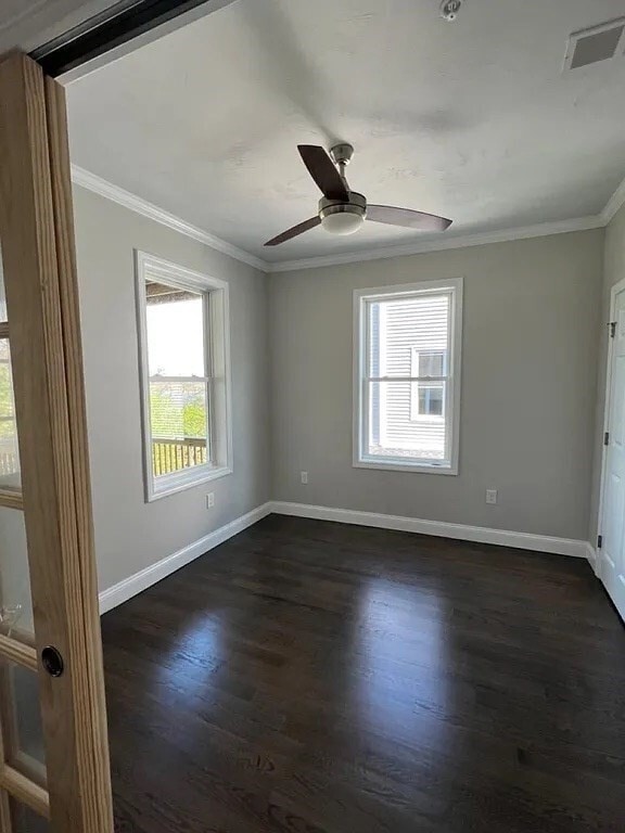 Building Photo - 20 Meadow St