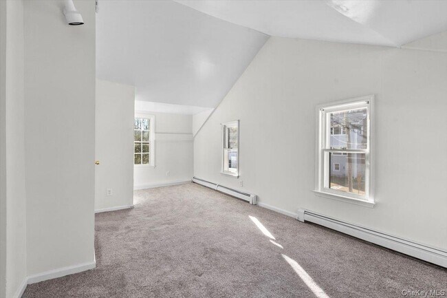 Building Photo - 36 Anderson Rd