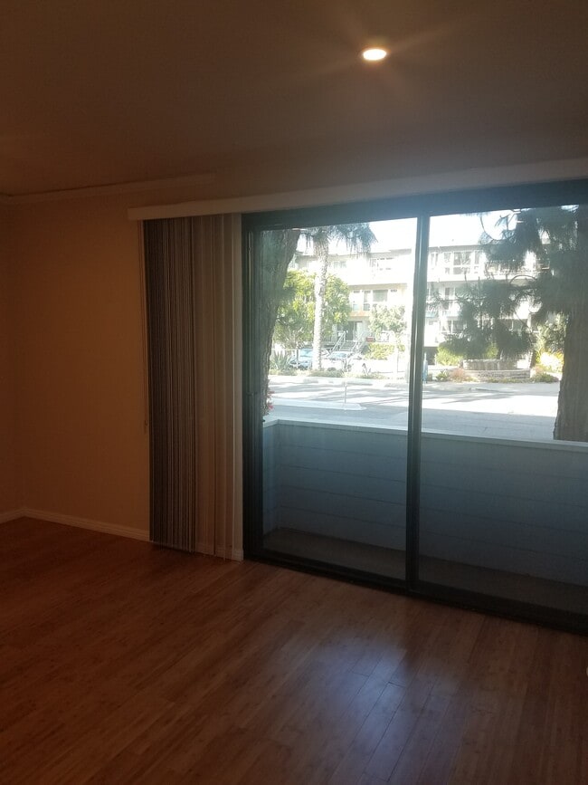 Building Photo - 311 Bora Bora Way