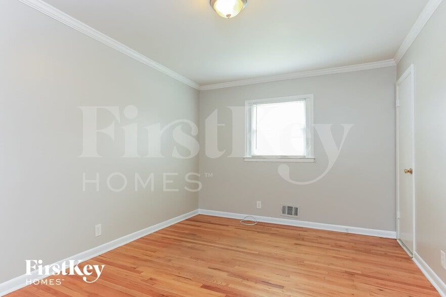 Building Photo - 6326 Forest Haven Ln