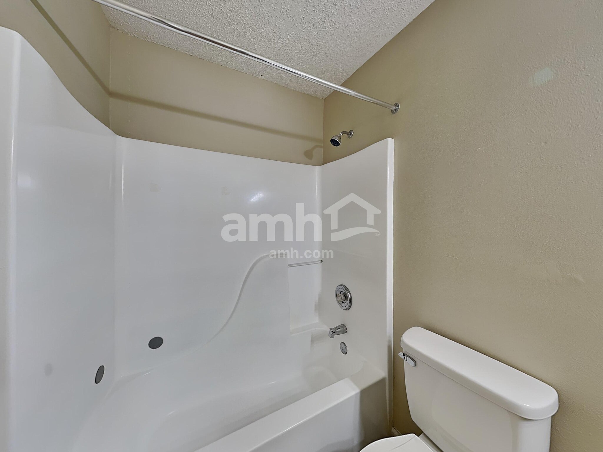 Building Photo - 1757 Chandelier Cir E