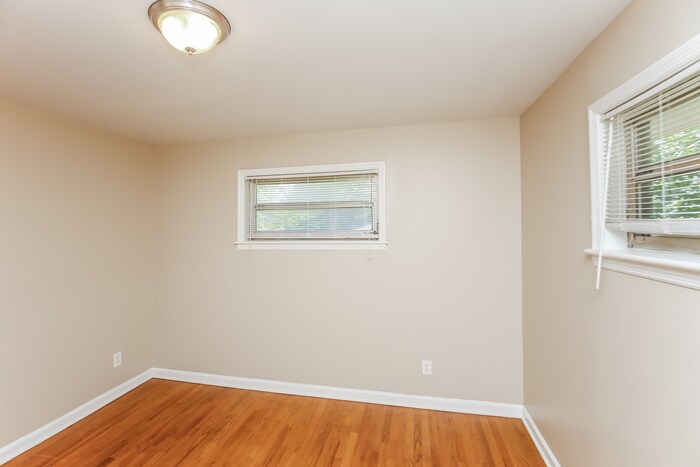 Building Photo - 1407 Palmer Pl SW