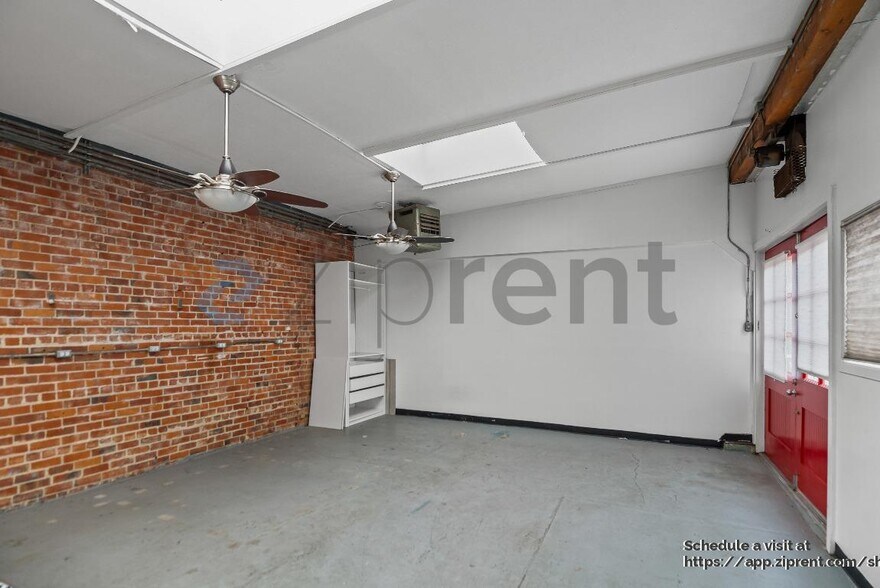 Building Photo - 3016 Filbert St