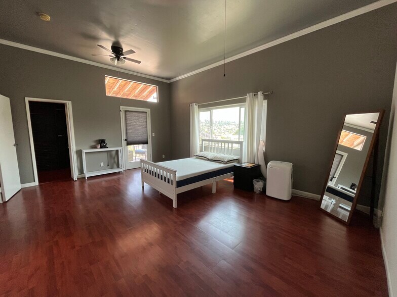 Room 4 - 1841 Marney Ave