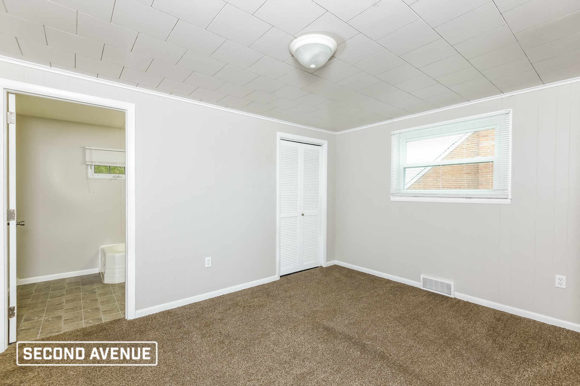 Building Photo - 43 Glenview Ave