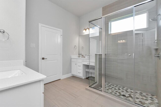 Building Photo - 28646 Monarch Cliffs Dr