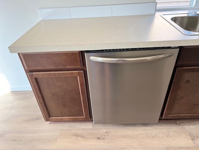 Building Photo - Beautiful 3 Bedroom property in Marysville!!