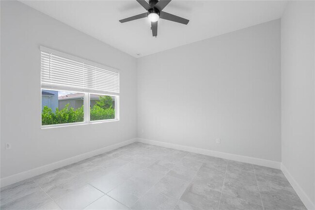 Building Photo - 14040 Spruce Pne Dr