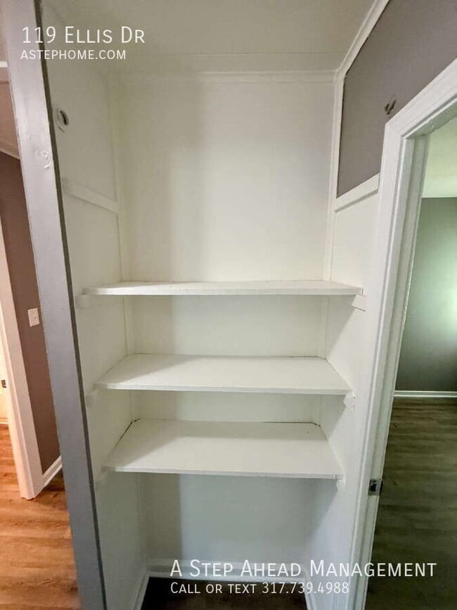 Building Photo - 119 Ellis Dr