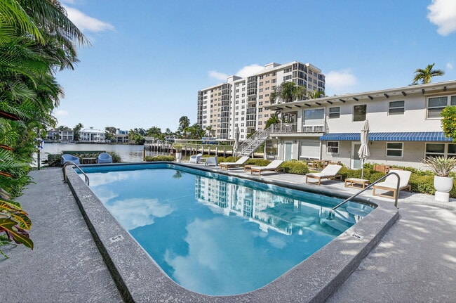 Building Photo - 414 Seasage Dr