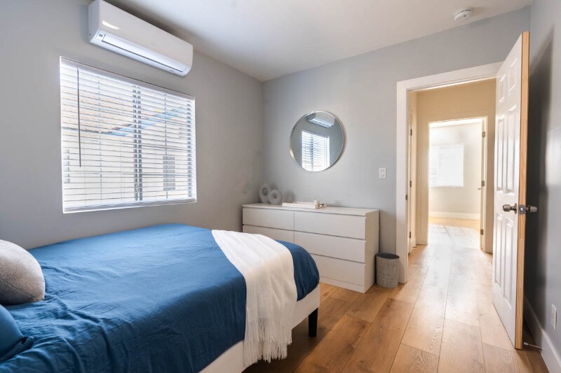 Building Photo - 3666 5th Ave