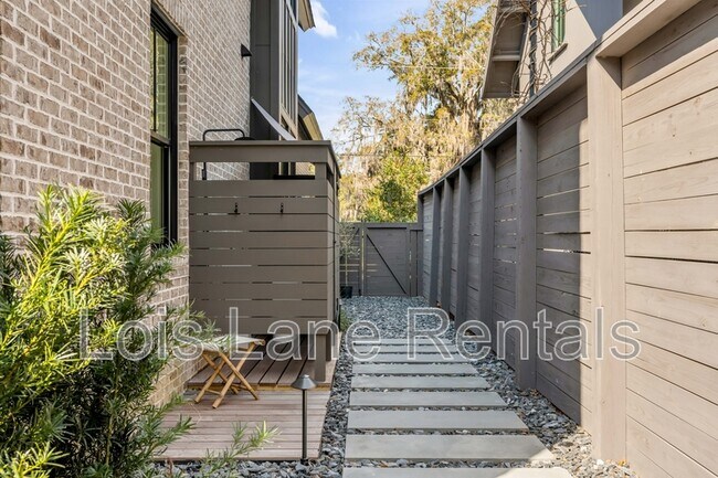 Building Photo - 507 McCants Dr