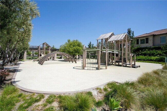 Building Photo - 112 Vigna