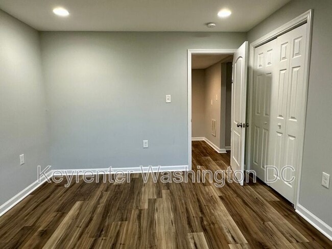 Building Photo - 311 Lourdes Dr
