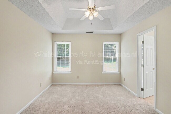 Building Photo - 4609 Falcon Chase Dr SW