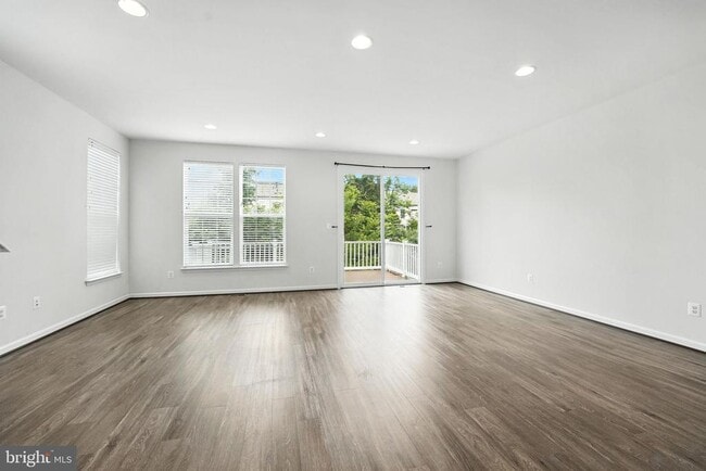 Building Photo - 8162 Agnes Ln