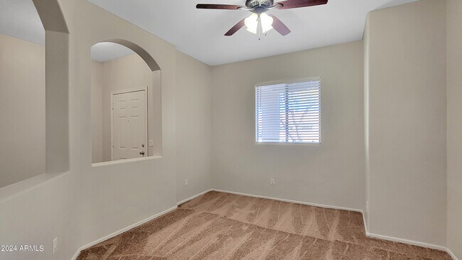 Building Photo - 18460 N 170th Ln